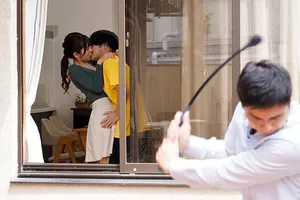 Những tình huống của cô nàng có cặp vú quá to khiến ai nhìn vào cũng nứng