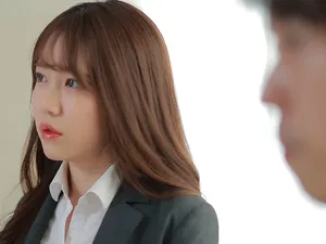 ông xã say xỉn, bà xã bị cả công ty của gã chồng xxx trong chuyến đi chơi nghỉ dưỡng