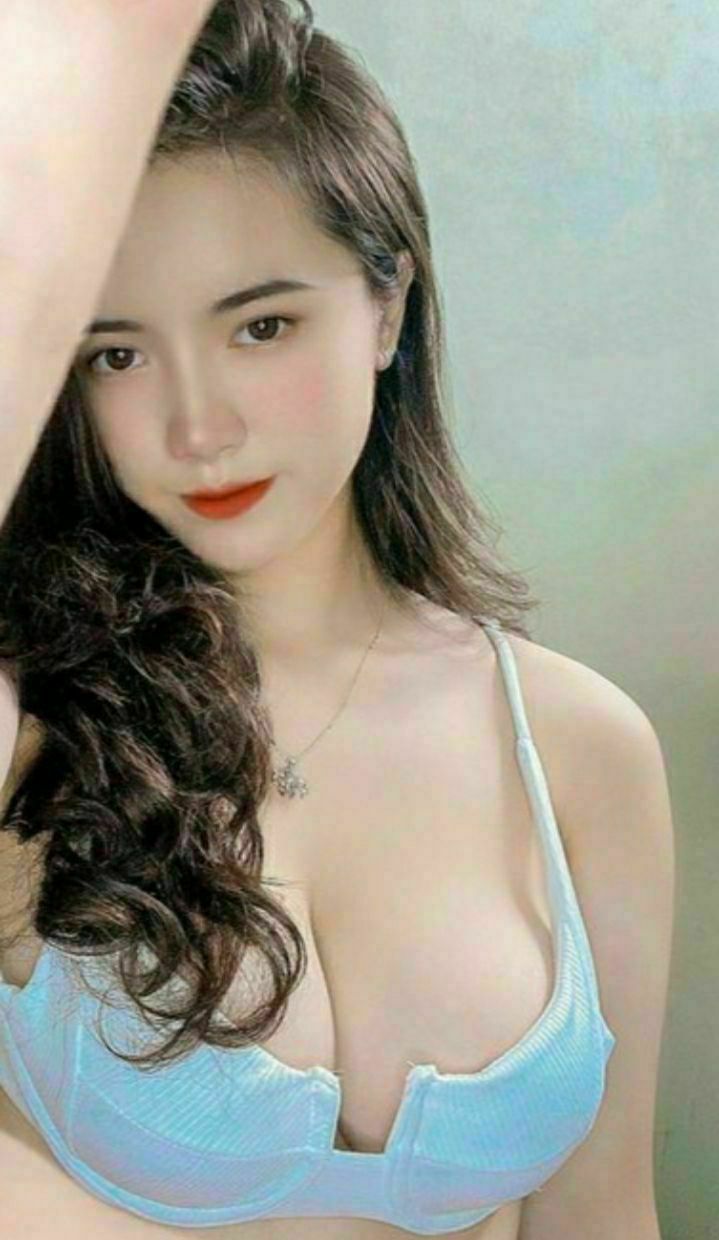 Con rể vô tình thấy má bà xã tắm trong chuyến đi chơi gia đình